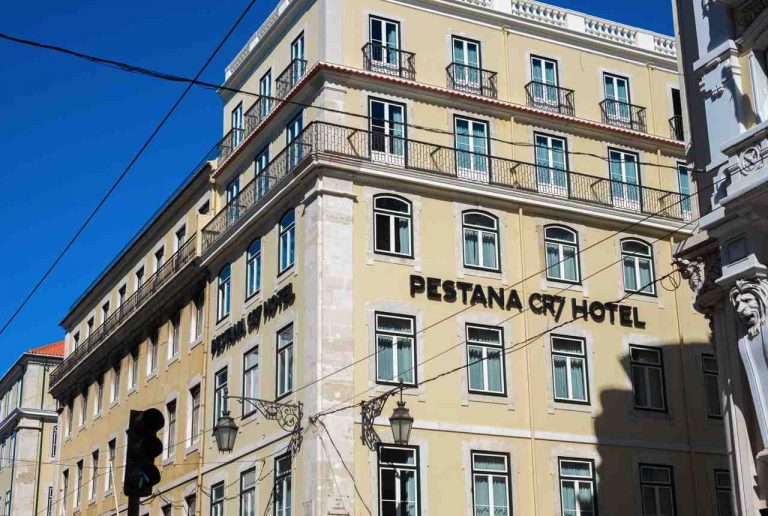 hotel cr7